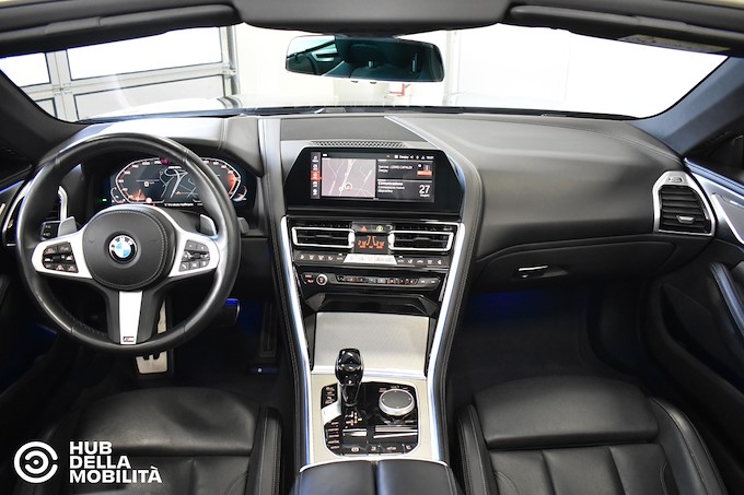 BMW M850i xDrive Cabrio